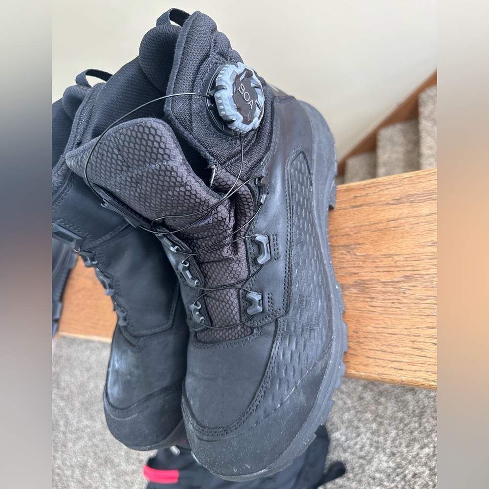 Red Wing Apex Boots. 10 Wide. Black
